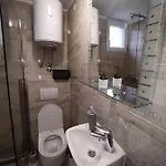Bellus Apartment-completely Renovated Апартаменты *